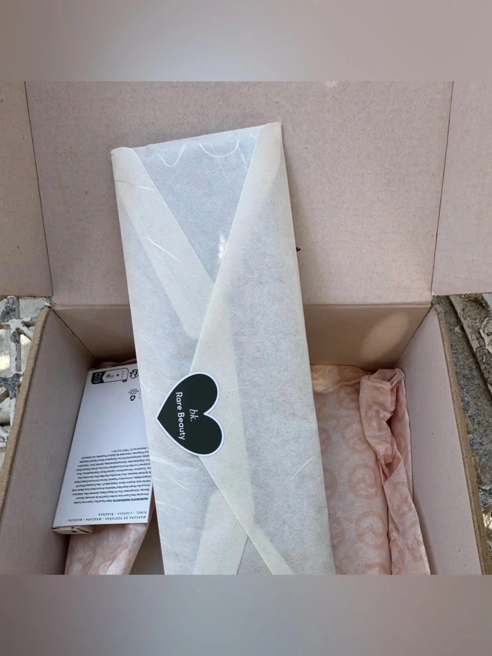 NWT bahay kubo x Rare Beauty Headband